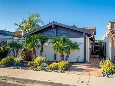 It contains 2 bedrooms and 2 bathrooms. . Zillow seal beach ca